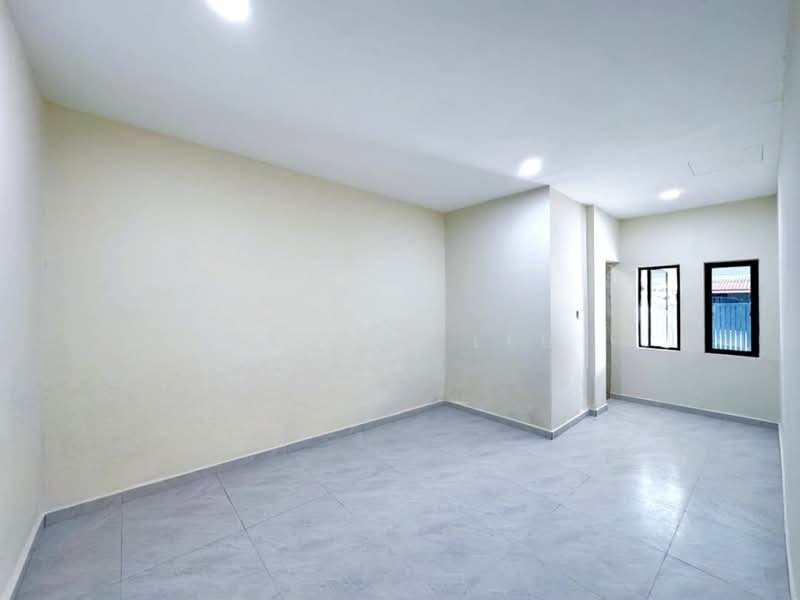 1-storey Terraced House for Sale in Taman Puteri Wangsa (Ulu Tiram) - Calvin Lee - PropertyGuru.com.my