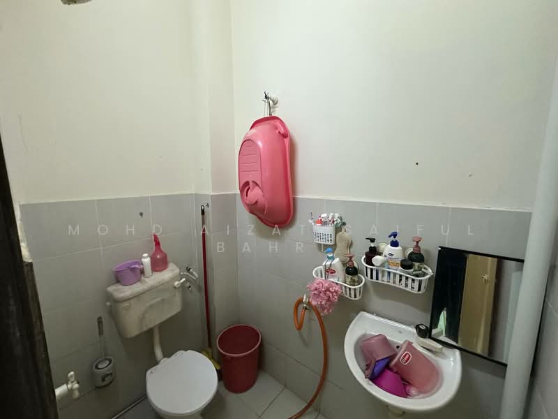 1-storey Terraced House for Sale in Klang (Selangor) - Mohd Aizat Saiful Bahri - PropertyGuru.com.my