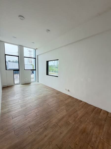 Cluster Factory for Rent in Eco Business Park 1 (Johor Bahru) - Hong Charng Lee - Interior - PropertyGuru.com.my