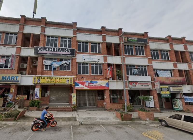 Kedai untuk Dijual di Alam Budiman (Shah Alam) - Wayne Chong - Exterior - PropertyGuru.com.my