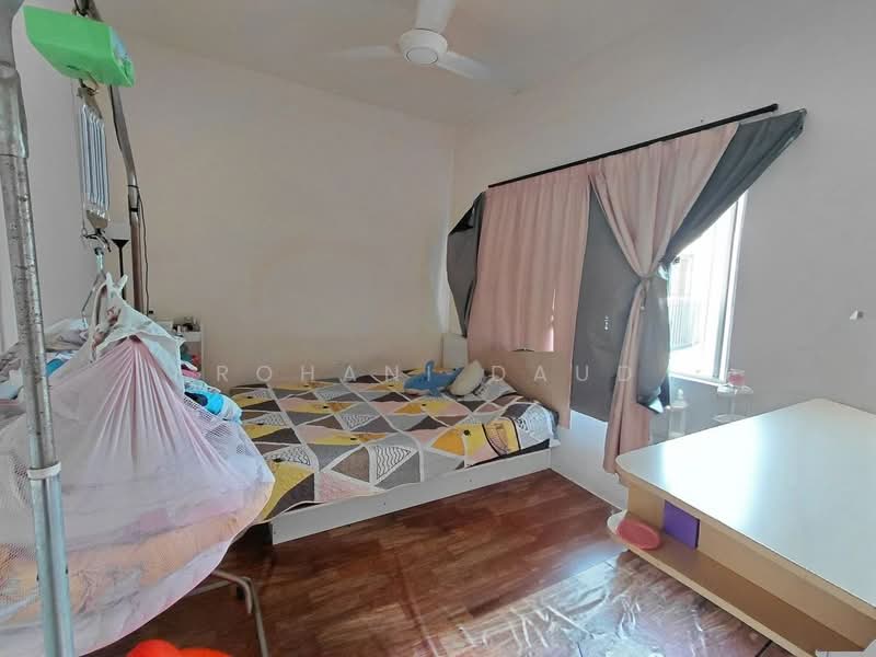 Pangsapuri untuk Dijual di Birchwood Court - Rohani Daud - Bedroom - PropertyGuru.com.my