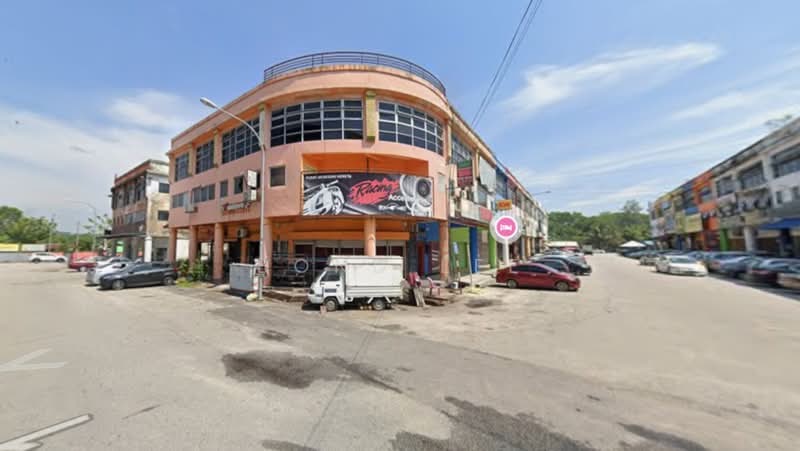 Shop for Sale in Bandar Country Homes (Rawang) - Bond Lee - Exterior - PropertyGuru.com.my