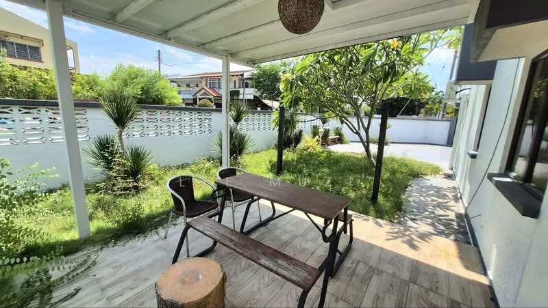 Semi-Detached House for Sale in Ipoh (Perak) - Lee Muzi - Garden - PropertyGuru.com.my