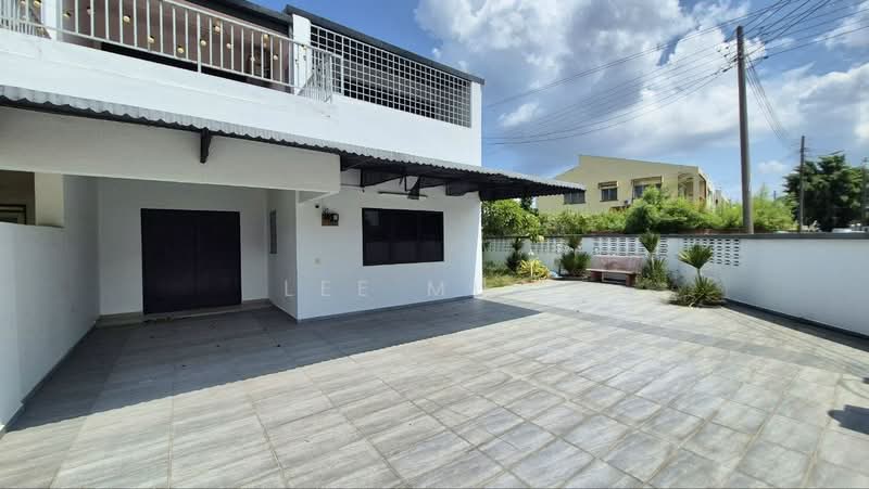 Semi-Detached House for Sale in Ipoh (Perak) - Lee Muzi - Exterior - PropertyGuru.com.my