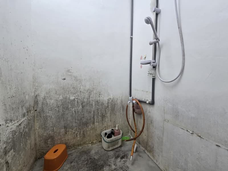 Rumah Teres 2 Tingkat untuk Dijual di Kulai (Johor) - Albert Liew - Bathroom - PropertyGuru.com.my