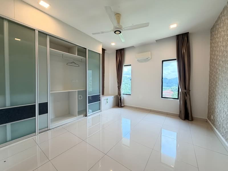 Condominium for Sale at T-Parkland - Des Yap - Bedroom - PropertyGuru.com.my