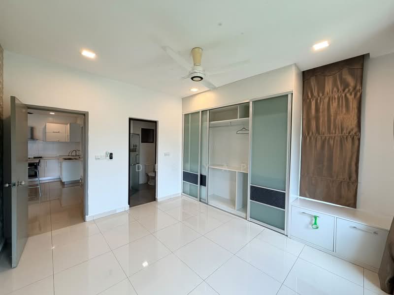 Condominium for Sale at T-Parkland - Des Yap - Bedroom - PropertyGuru.com.my