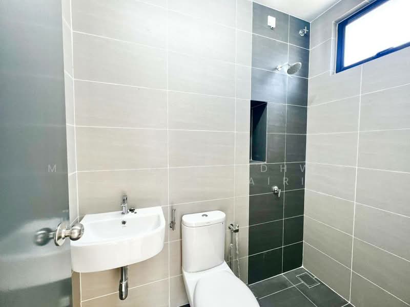 2-storey Terraced House for Sale in Bangi (Selangor) - Muhammad Ridhwan Mohd Huzairi - Bathroom - PropertyGuru.com.my