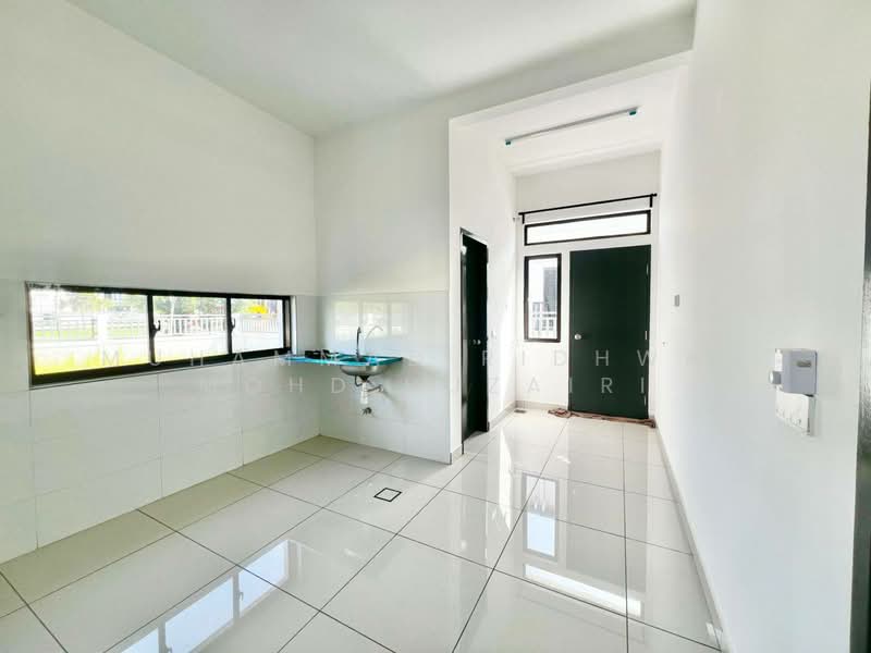 2-storey Terraced House for Sale in Bangi (Selangor) - Muhammad Ridhwan Mohd Huzairi - Kitchen - PropertyGuru.com.my