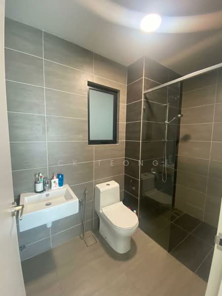 Condominium for Rent at Altris Residences @ The Quartz WM - CK Teong - Bathroom - PropertyGuru.com.my
