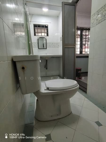 2.5-storey Terraced House for Rent in Permas Jaya (Johor Bahru) - Siow Yan Er - Bathroom - PropertyGuru.com.my