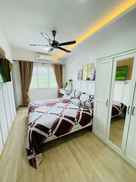 Pangsapuri untuk Dijual di De Cendana - Hazeman Omar - Bedroom - PropertyGuru.com.my