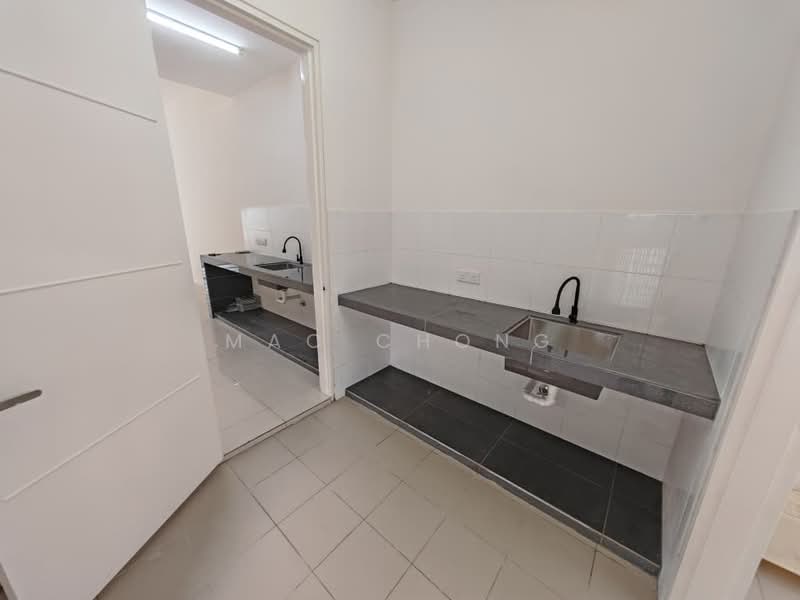 3-storey Terraced House for Sale in Kajang (Selangor) - Mac Chong - Kitchen - PropertyGuru.com.my