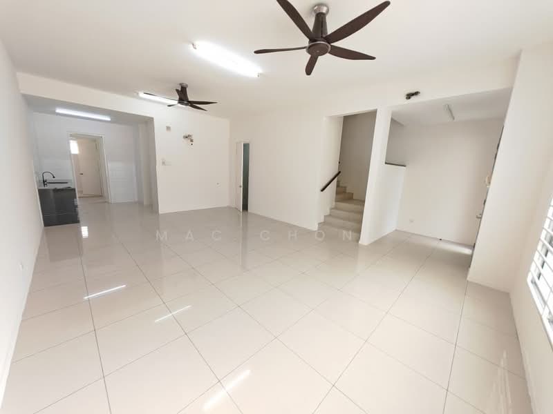 3-storey Terraced House for Sale in Kajang (Selangor) - Mac Chong - Living Room - PropertyGuru.com.my