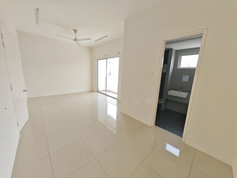 3-storey Terraced House for Sale in Kajang (Selangor) - Mac Chong - Living Room - PropertyGuru.com.my