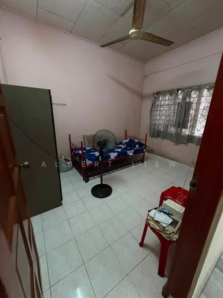 Rumah Teres 1 Tingkat untuk Dijual di Skudai (Johor) - Albert Liew - Bedroom - PropertyGuru.com.my