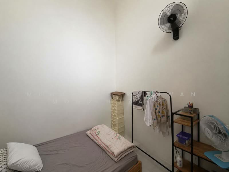1-storey Terraced House for Sale in Seksyen 30 (Shah Alam) - Muhammad Ridhwan Mohd Huzairi - Bedroom - PropertyGuru.com.my