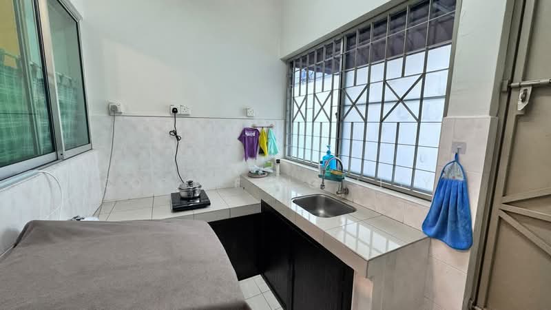 1.5-storey Terraced House for Sale in Taman Gaya (Ulu Tiram) - Coco Feng Lily - PropertyGuru.com.my