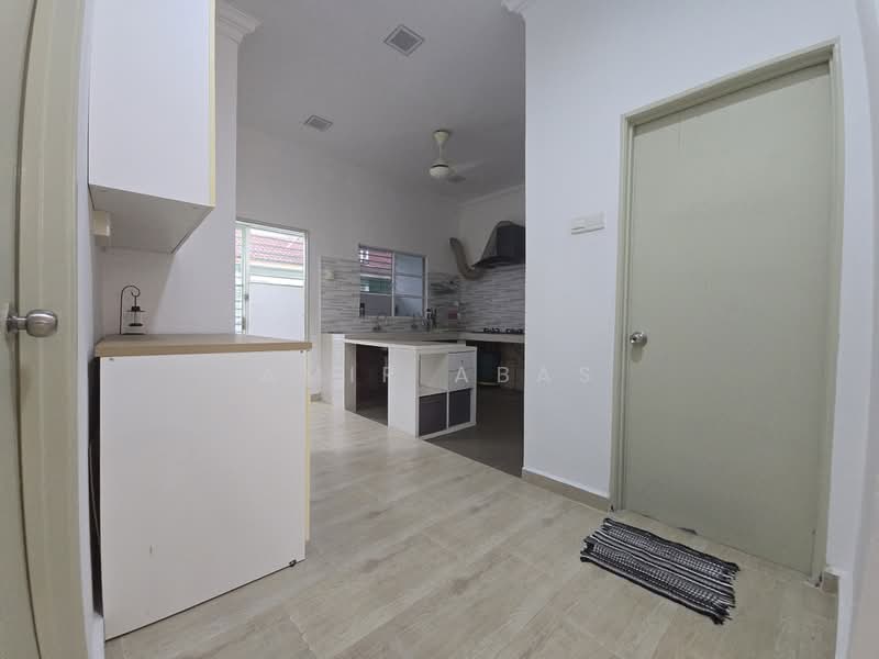 1-storey Terraced House for Sale in Taman Pinggiran Cyber (Cyberjaya) - Amir Abas - Kitchen - PropertyGuru.com.my