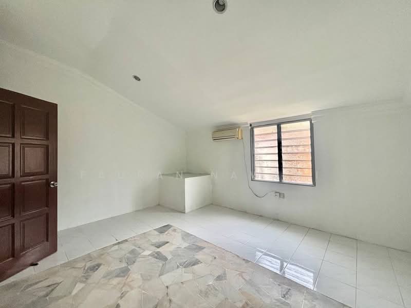 Rumah Teres 1.5 Tingkat untuk Dijual di Seksyen 28, Taman Alam Megah (Shah Alam) - Fauran Nawawi - PropertyGuru.com.my