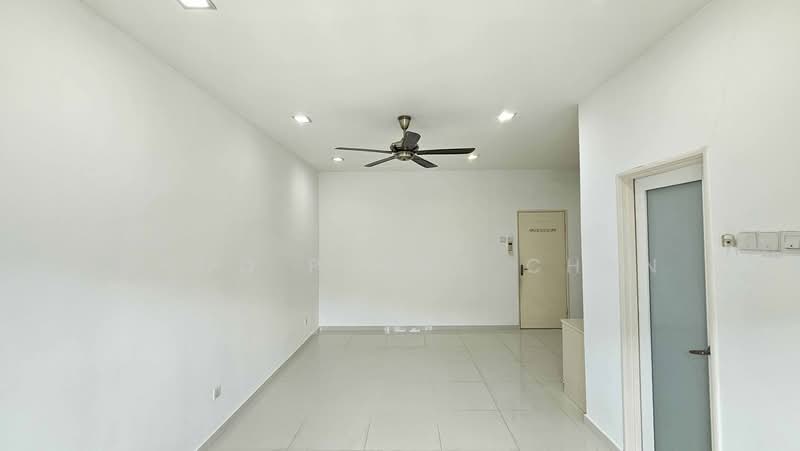 2-storey Terraced House for Sale in Bandar Kinrara Seksyen 5 (Bandar Kinrara) - Choo Pheng Chan - Master Bedroom - PropertyGuru.com.my
