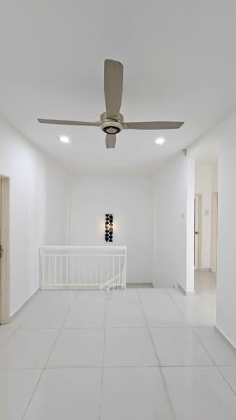 2-storey Terraced House for Sale in Bandar Kinrara Seksyen 5 (Bandar Kinrara) - Choo Pheng Chan - 1st Floor Family Hall - PropertyGuru.com.my