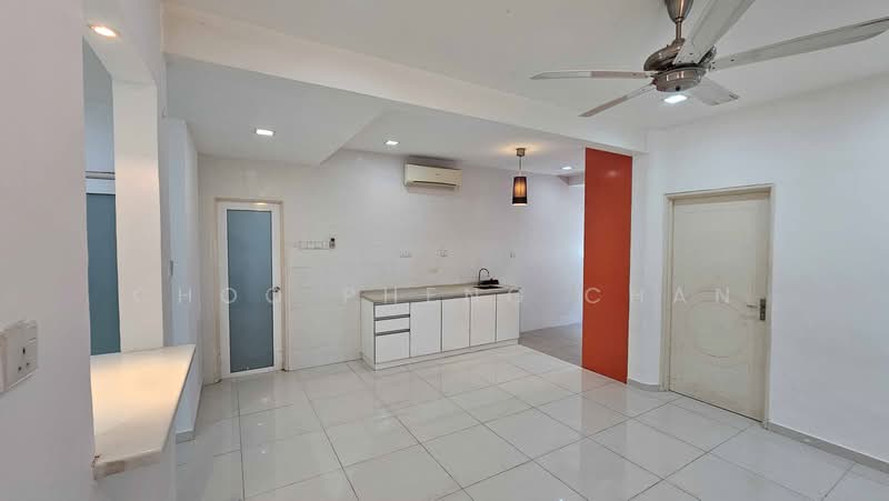 2-storey Terraced House for Sale in Bandar Kinrara Seksyen 5 (Bandar Kinrara) - Choo Pheng Chan - Dining Room - PropertyGuru.com.my