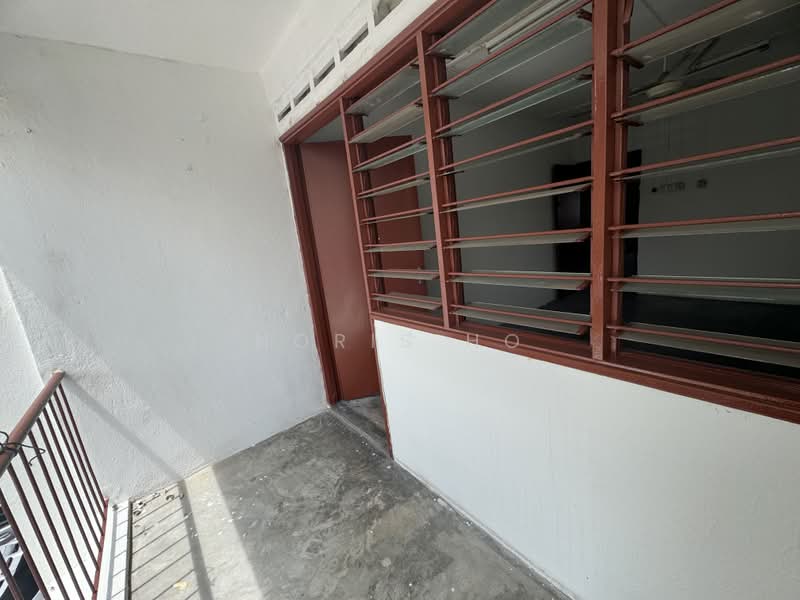 Kedai / Pejabat untuk Disewa di Salak South (Kuala Lumpur) - Noris Ho - Balcony - PropertyGuru.com.my