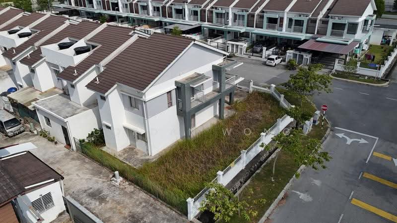 2-storey Terraced House for Sale in Alam Suria (Puncak Alam) - Gordan Wong - Exterior - PropertyGuru.com.my