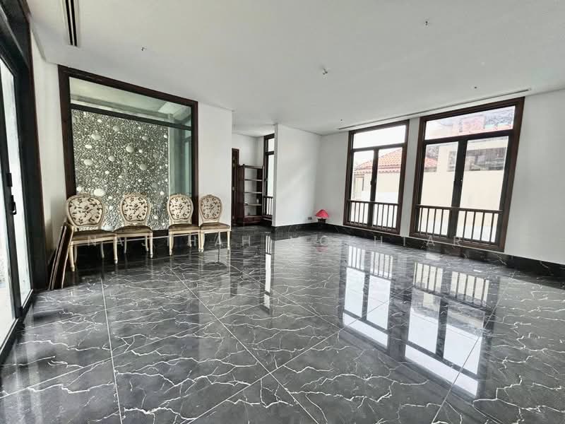 Bungalow for Sale in Bukit Jelutong (Shah Alam) - Najihah Mokhtar - PropertyGuru.com.my