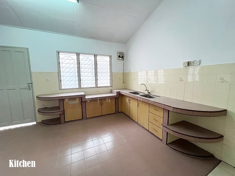 2-storey Terraced House for Sale in Kampar (Perak) - Kevin Chai - Kitchen - PropertyGuru.com.my