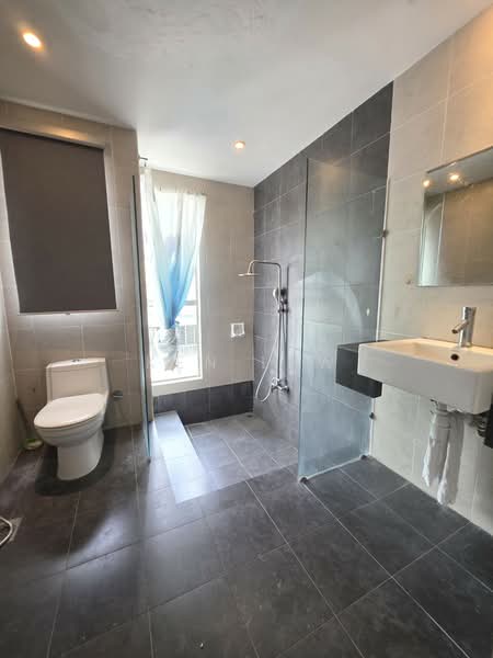 Rumah Teres 2.5-Tingkat untuk Dijual di The Oasis (Cheras) - Ken Lew - Bathroom - PropertyGuru.com.my