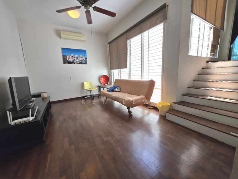 Rumah Teres 2.5-Tingkat untuk Dijual di The Oasis (Cheras) - Ken Lew - Living Room - PropertyGuru.com.my