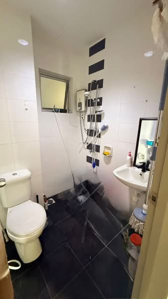 Kondominium untuk Disewa di Lagoon Suites - Danny Lim - PropertyGuru.com.my