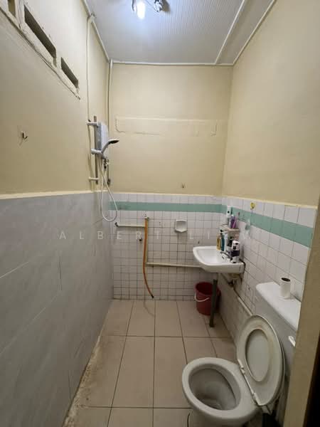 Rumah Teres 2-Tingkat untuk Dijual di Johor Bahru (Johor) - Albert Liew - Bathroom - PropertyGuru.com.my