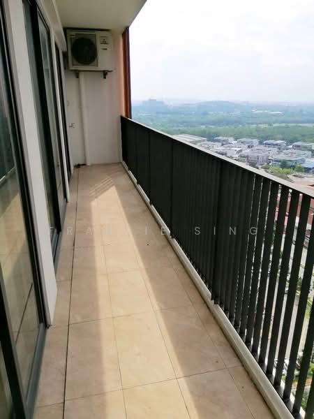 Servis Apartment untuk Disewa di Emporis - Frankie Sing - Balcony - PropertyGuru.com.my