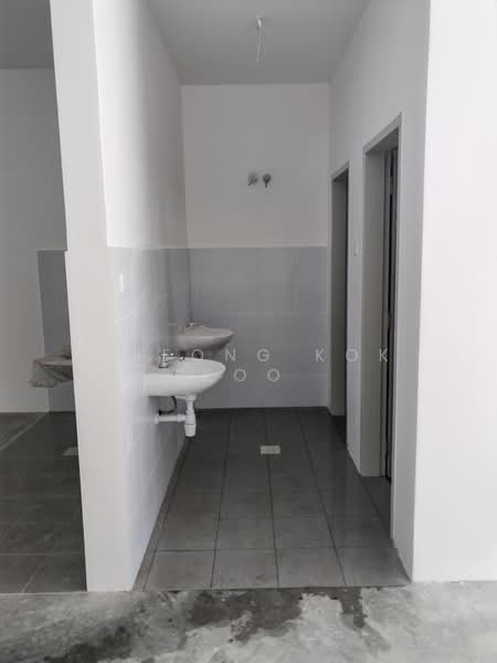 Shop for Rent in Setia Ecohill (Semenyih) - Cheong Kok Koo - Bathroom - PropertyGuru.com.my
