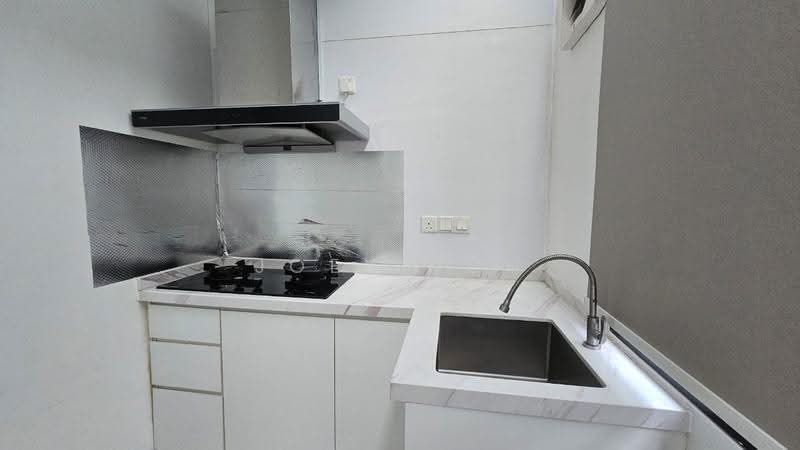Rumah Teres 2-Tingkat untuk Disewa di Denai Alam (Shah Alam) - Joey Koh - Kitchen - PropertyGuru.com.my