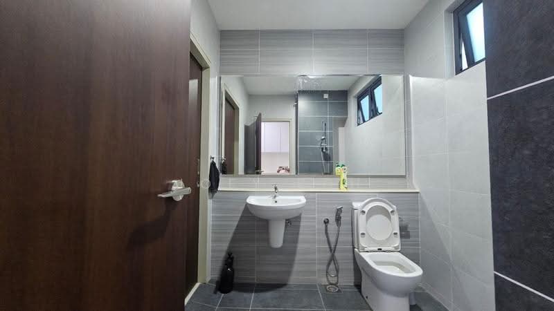 Rumah Teres 2-Tingkat untuk Disewa di Denai Alam (Shah Alam) - Joey Koh - Bathroom - PropertyGuru.com.my