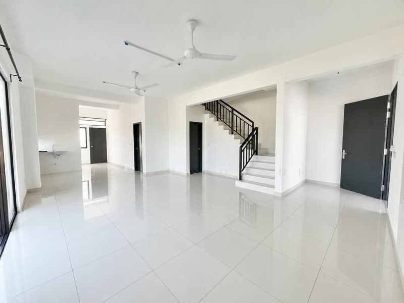 2-storey Terraced House for Sale in Alam Sari (Bangi) - Johan Johani - Living Room - PropertyGuru.com.my