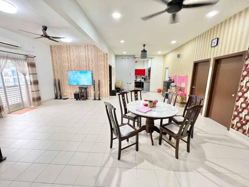 Rumah Bandar untuk Dijual di Kajang (Selangor) - Zul Arif - Living Room - PropertyGuru.com.my