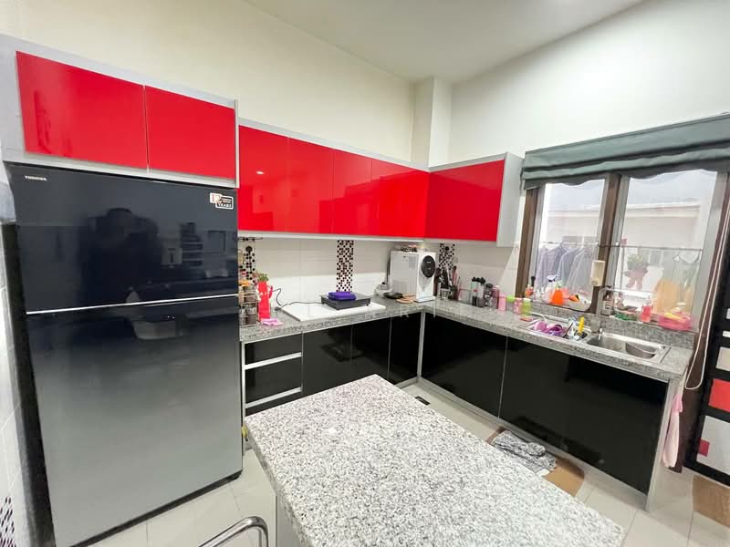 Rumah Bandar untuk Dijual di Kajang (Selangor) - Zul Arif - Kitchen - PropertyGuru.com.my