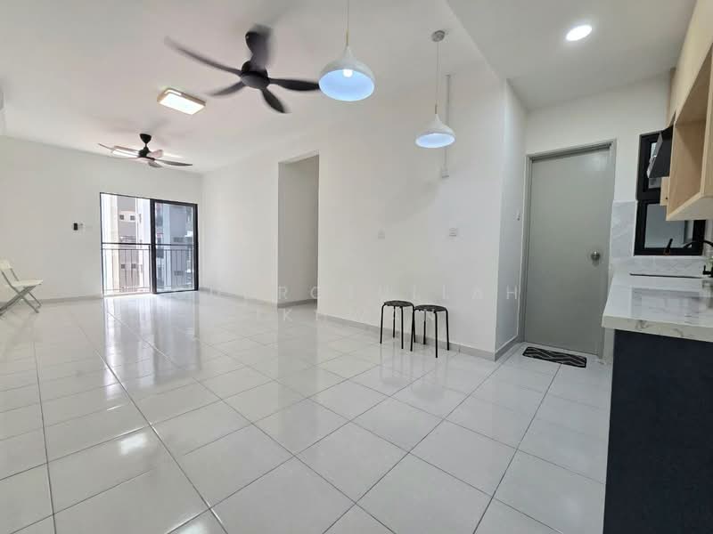 Service Residence for Sale at Residensi Mutiara Kajang 2 - Gudrotullah Ikhwan - Living Room - PropertyGuru.com.my