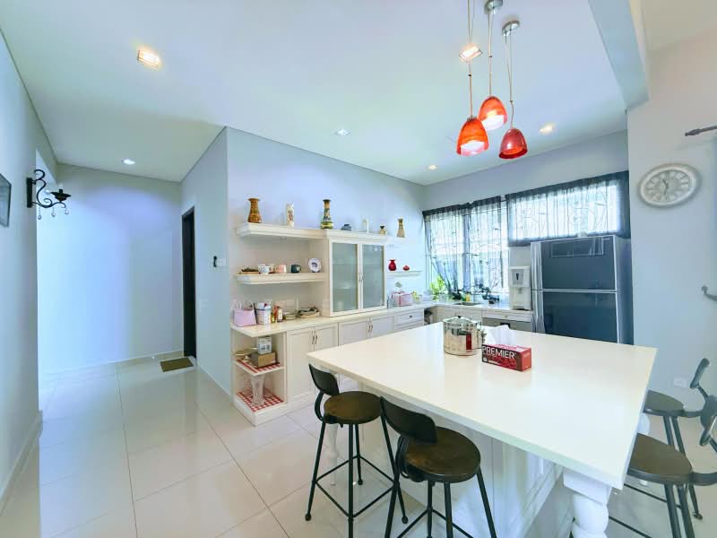 Bungalow for Sale in Kayangan Heights (Shah Alam) - Fazie Noor - Kitchen - PropertyGuru.com.my