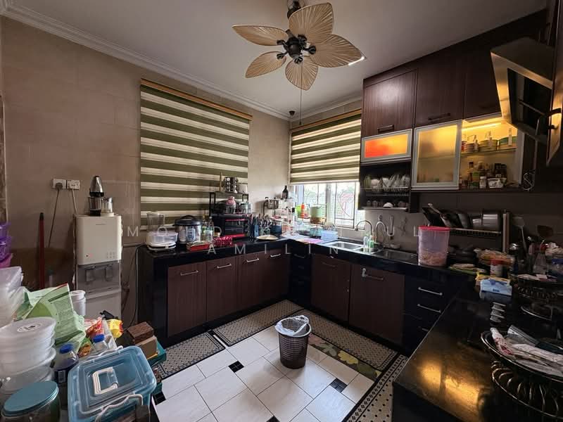 Bungalow for Sale in Subang Bestari (Shah Alam) - Mohd Khairul Amilin - Kitchen - PropertyGuru.com.my