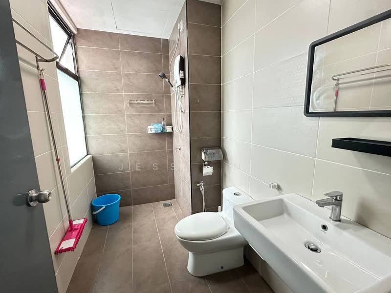 Servis Apartment untuk Disewa di Wave @ Marina Cove - Jessie Ng - Bathroom - PropertyGuru.com.my