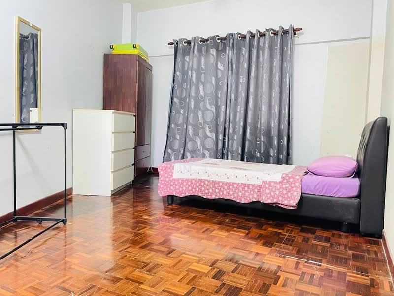 Pangsapuri untuk Dijual di Sri Jelatek - Azmi . - Bedroom - PropertyGuru.com.my