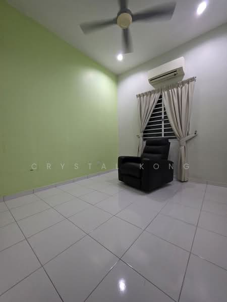 2-storey Terraced House for Sale in Taman Setia Indah (Tebrau) - Crystal Kong - Living Room - PropertyGuru.com.my