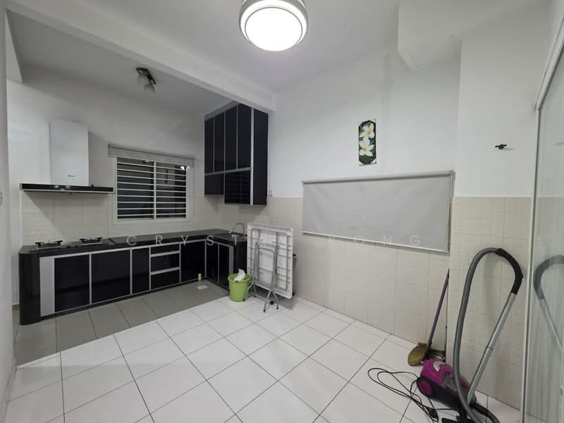 2-storey Terraced House for Sale in Taman Setia Indah (Tebrau) - Crystal Kong - Kitchen - PropertyGuru.com.my