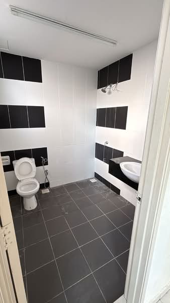 3-storey Terraced House for Rent in Bandar Bayan Baru (Bayan Lepas) - Pen Teo - PropertyGuru.com.my